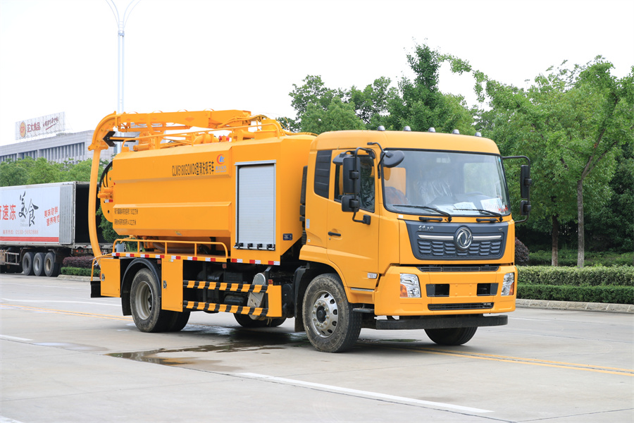 12方清洗吸糞車-程力東風(fēng)12方8+4清洗吸糞兩用車廠家價(jià)格