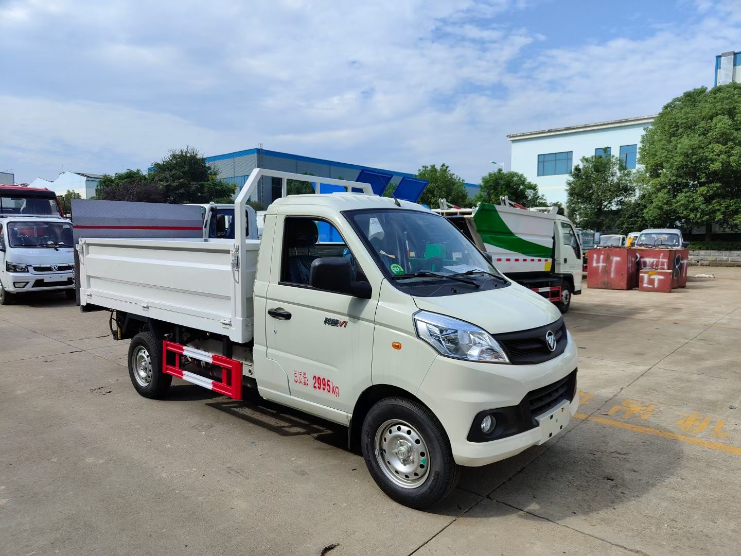 福田桶裝運(yùn)輸車(chē)-福田桶裝垃圾運(yùn)輸車(chē)裝藍(lán)牌桶裝車(chē)價(jià)格