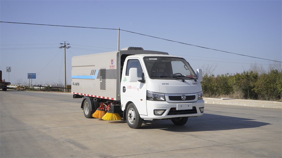 3方東風途逸新能源純電動掃路車 凱力